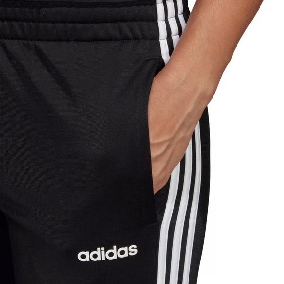 dp2382 adidas